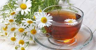 Чай з ромашки протипоказання: коли ніжний настій може зашкодити