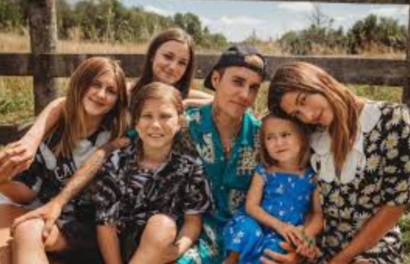 Челсі Бібер: мачуха Джастіна та тепла душа родини Біберів