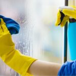 Чим відмити скотч від скла