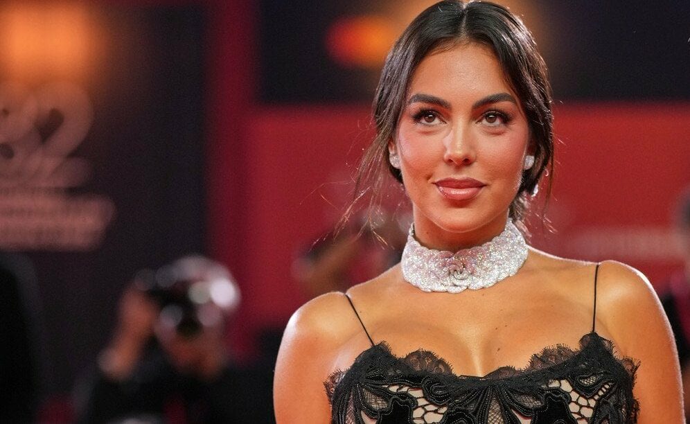 Джорджина Родрігес: шлях від продавчині Gucci до глобальної ікони стилю та кохання