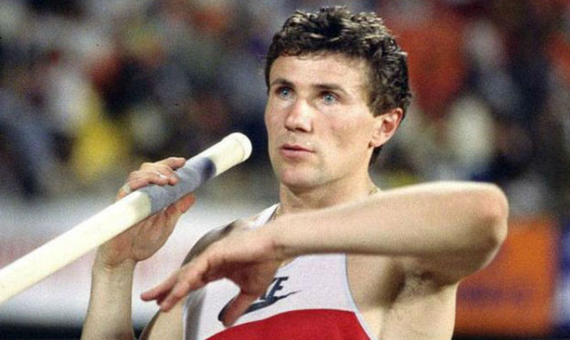 Рекорд Бубки: 35 світових досягнень, які підкорили небо стрибків з жердиною