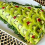 Салат «Ялинка» з ківі