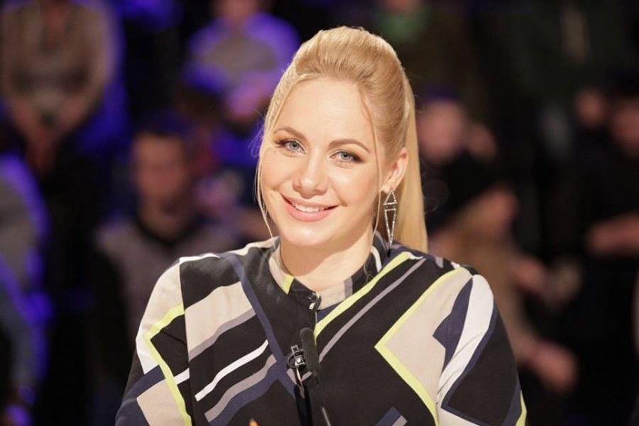 слава фролова