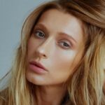 Співачка Таяна