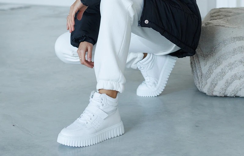 Як очистити білу підошву: повний гайд для ідеальної чистоти кросівок