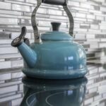 Як почистити чайник лимонною кислотою